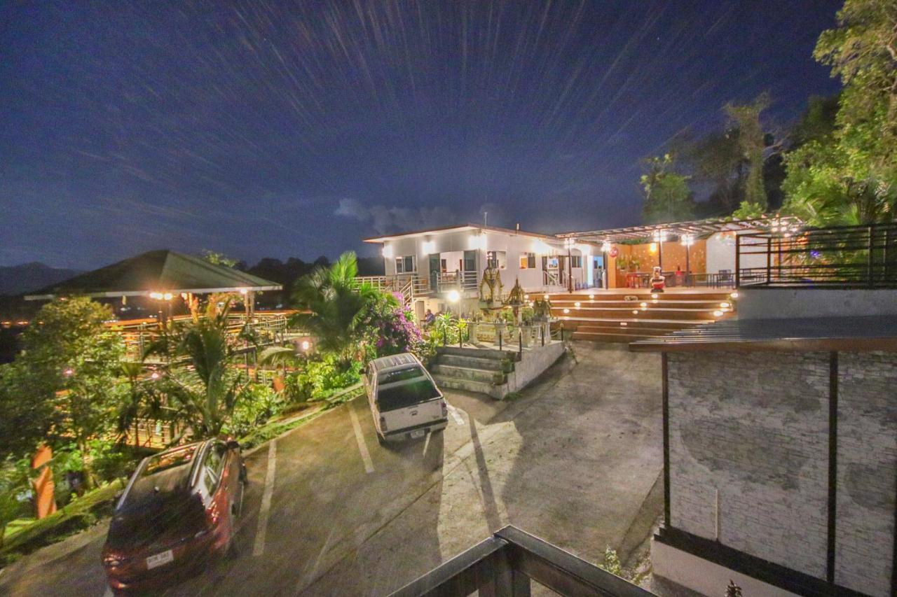 Happy Mountain Airport Resort Nai Yang Экстерьер фото